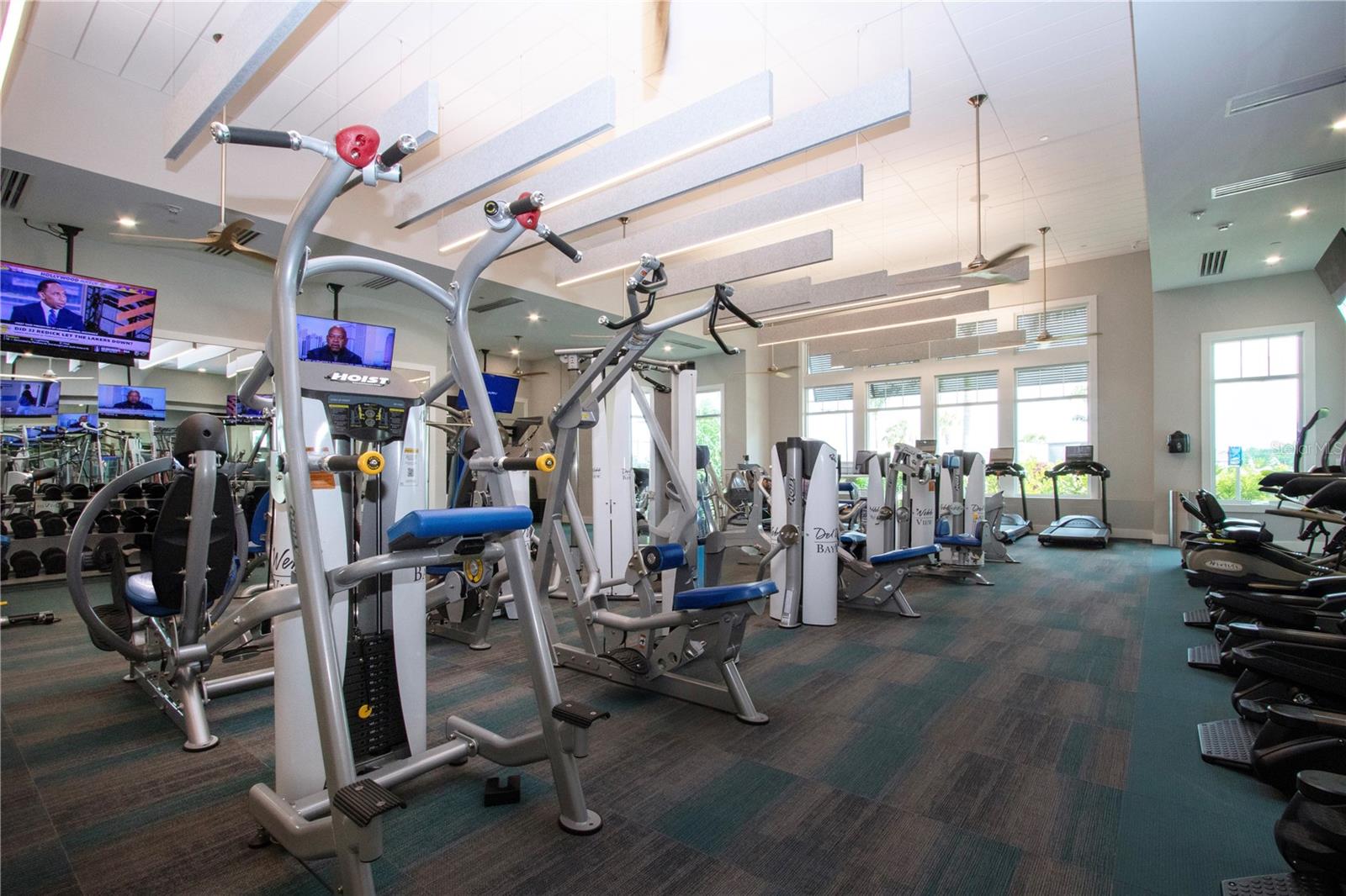 Image 61 of 75 For 8333 Ocean Tides Cove