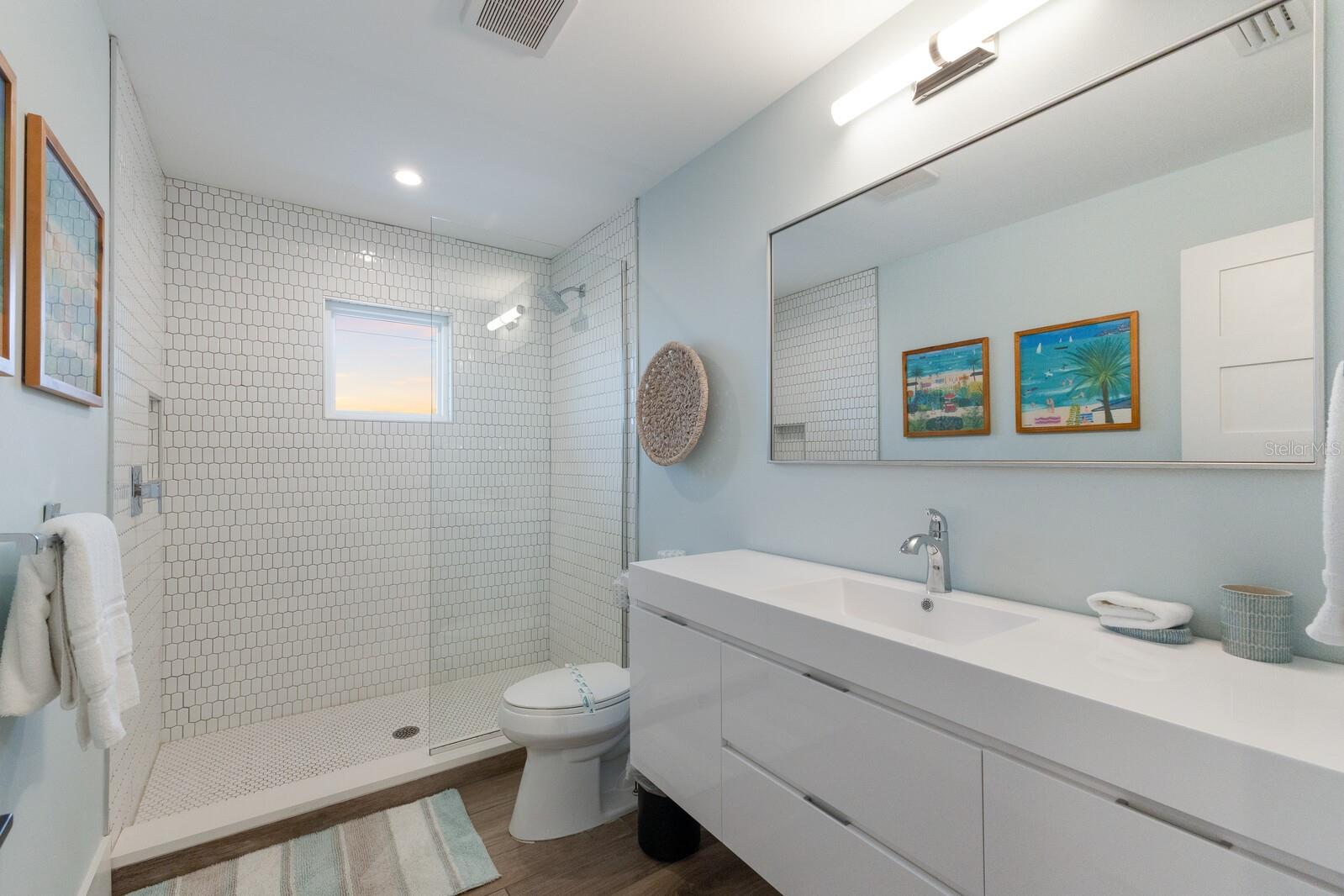 Image 34 of 61 For 6605 Gulf Drive