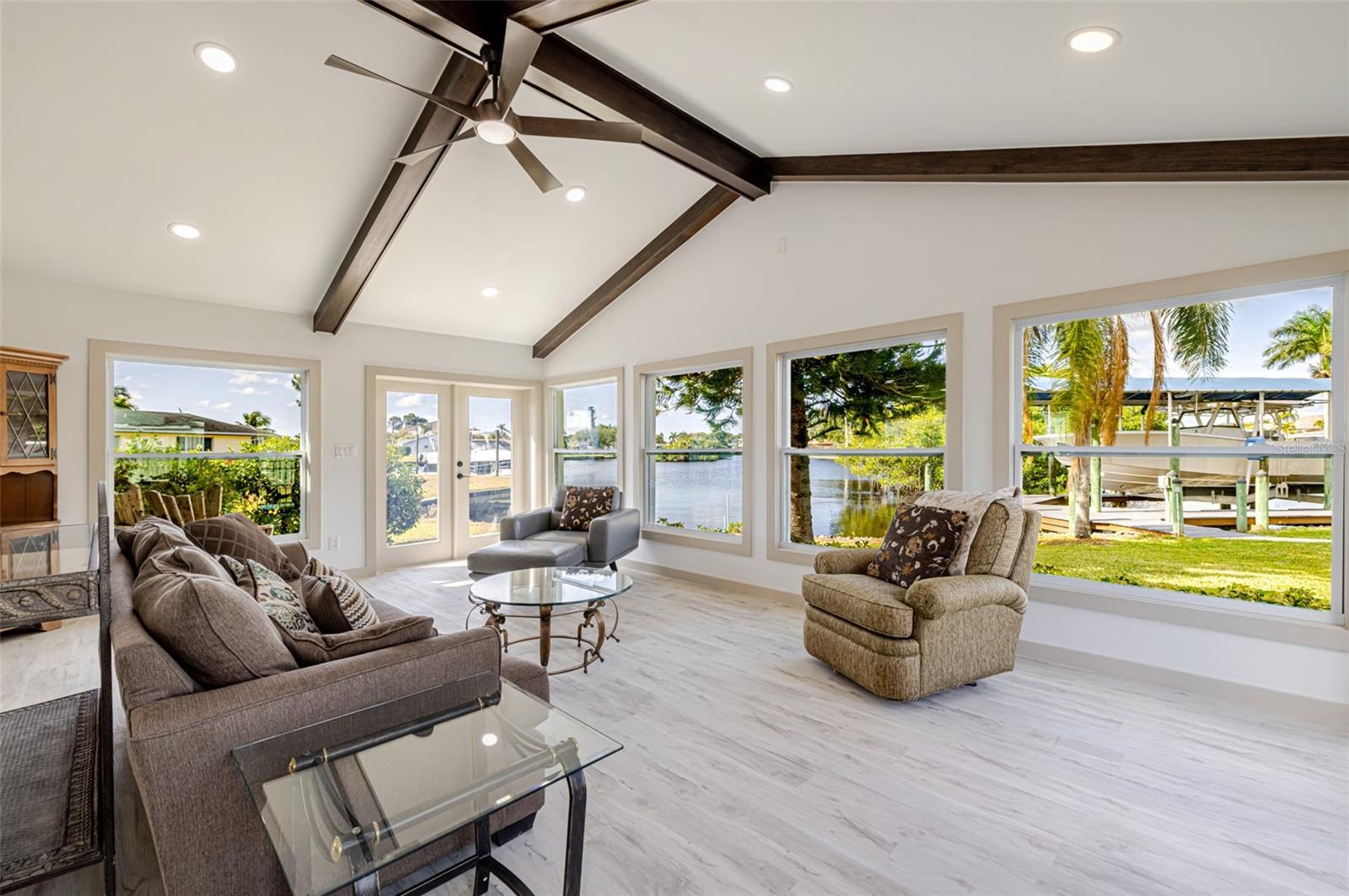 Image 14 of 53 For 13856 Lazy Lane