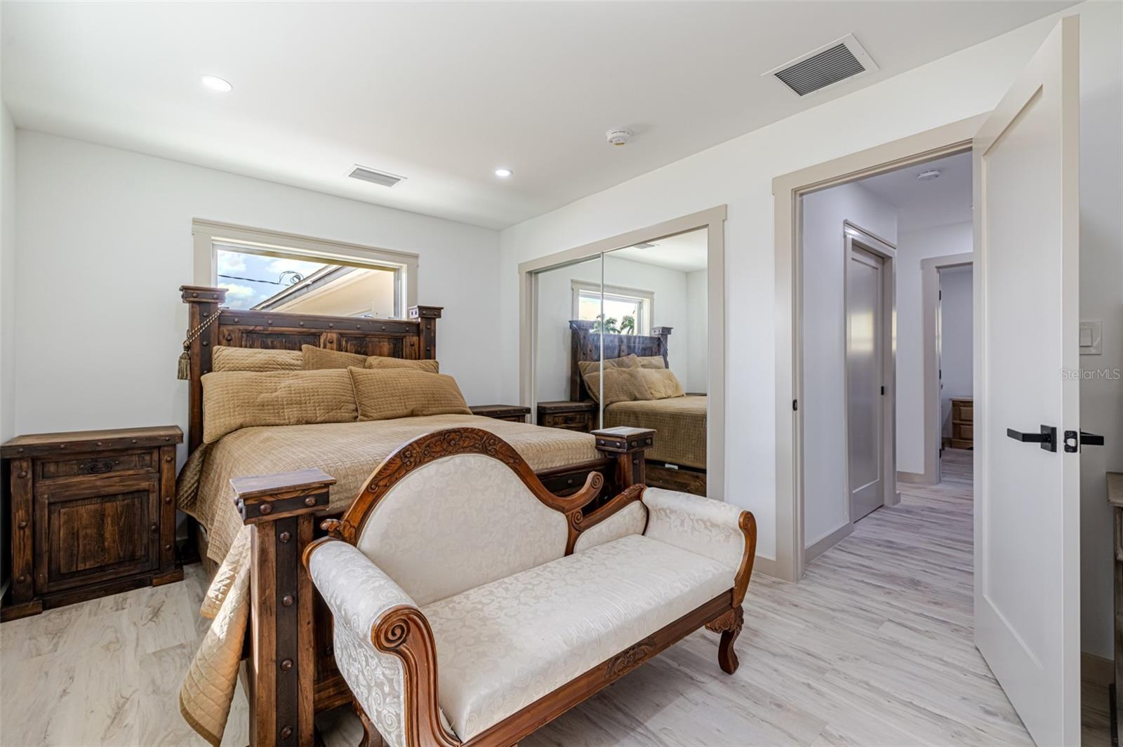 Image 24 of 53 For 13856 Lazy Lane