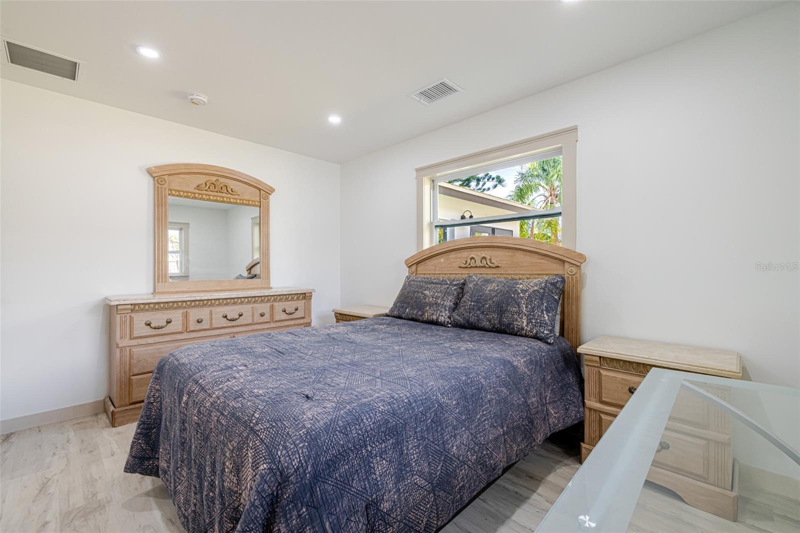 Image 30 of 53 For 13856 Lazy Lane