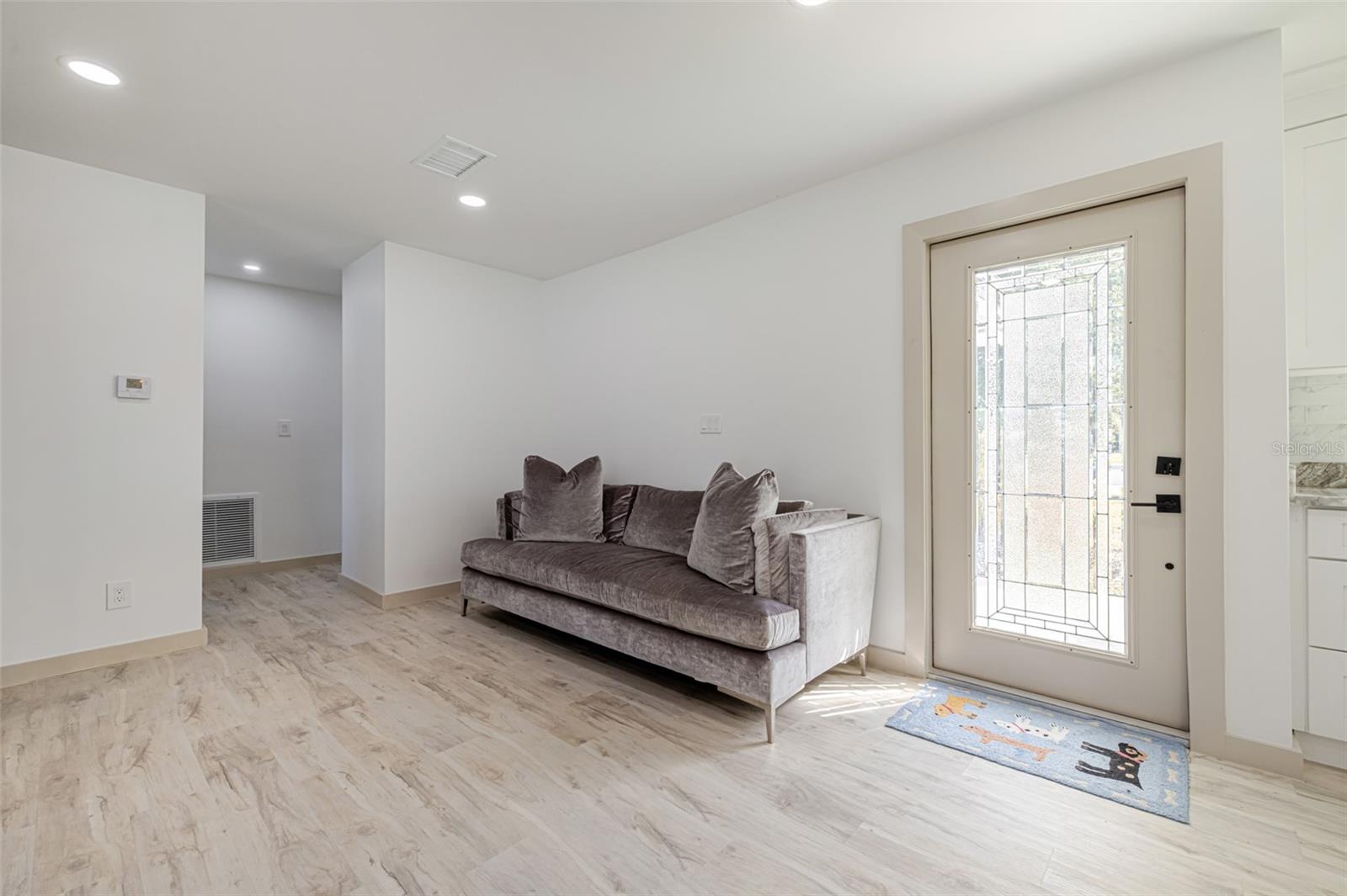 Image 34 of 53 For 13856 Lazy Lane