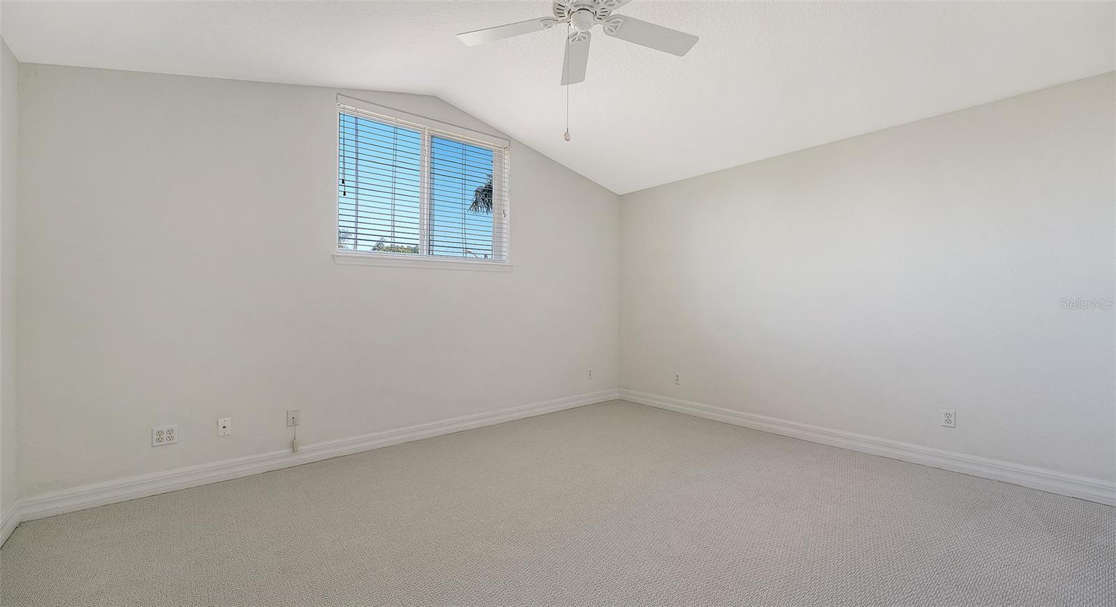 Image 44 of 62 For 1934 Datura Street