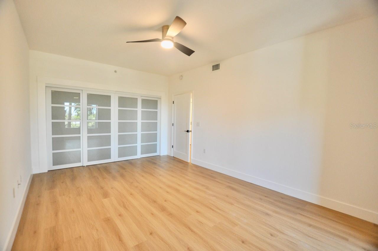 Image 16 of 50 For 750 Tamiami Trail 307