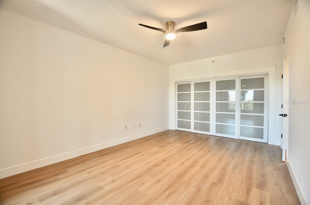 Image 17 of 50 For 750 Tamiami Trail 307