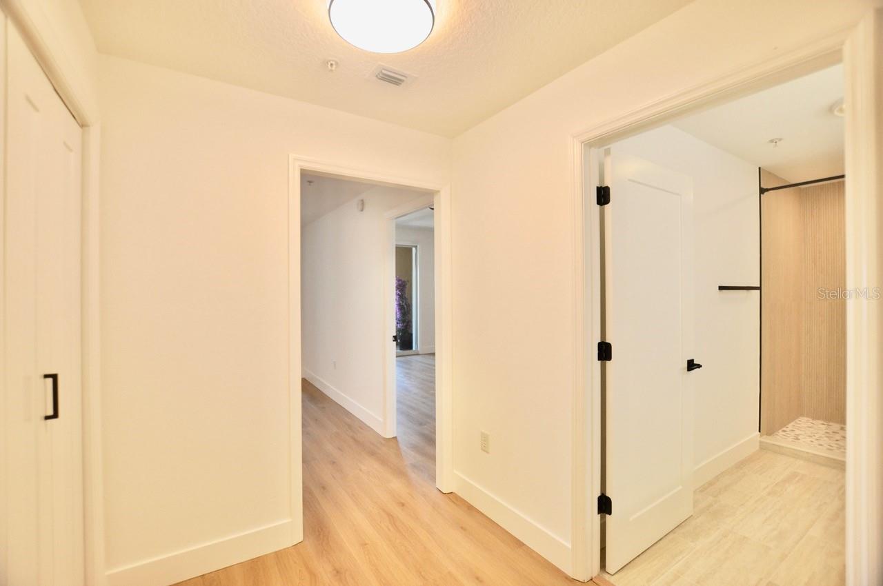 Image 20 of 50 For 750 Tamiami Trail 307