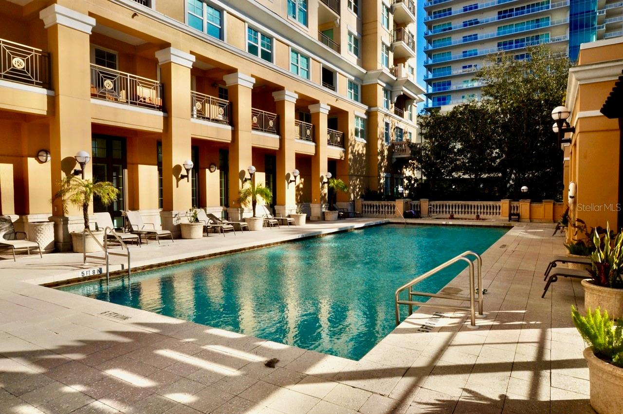 Image 31 of 50 For 750 Tamiami Trail 307