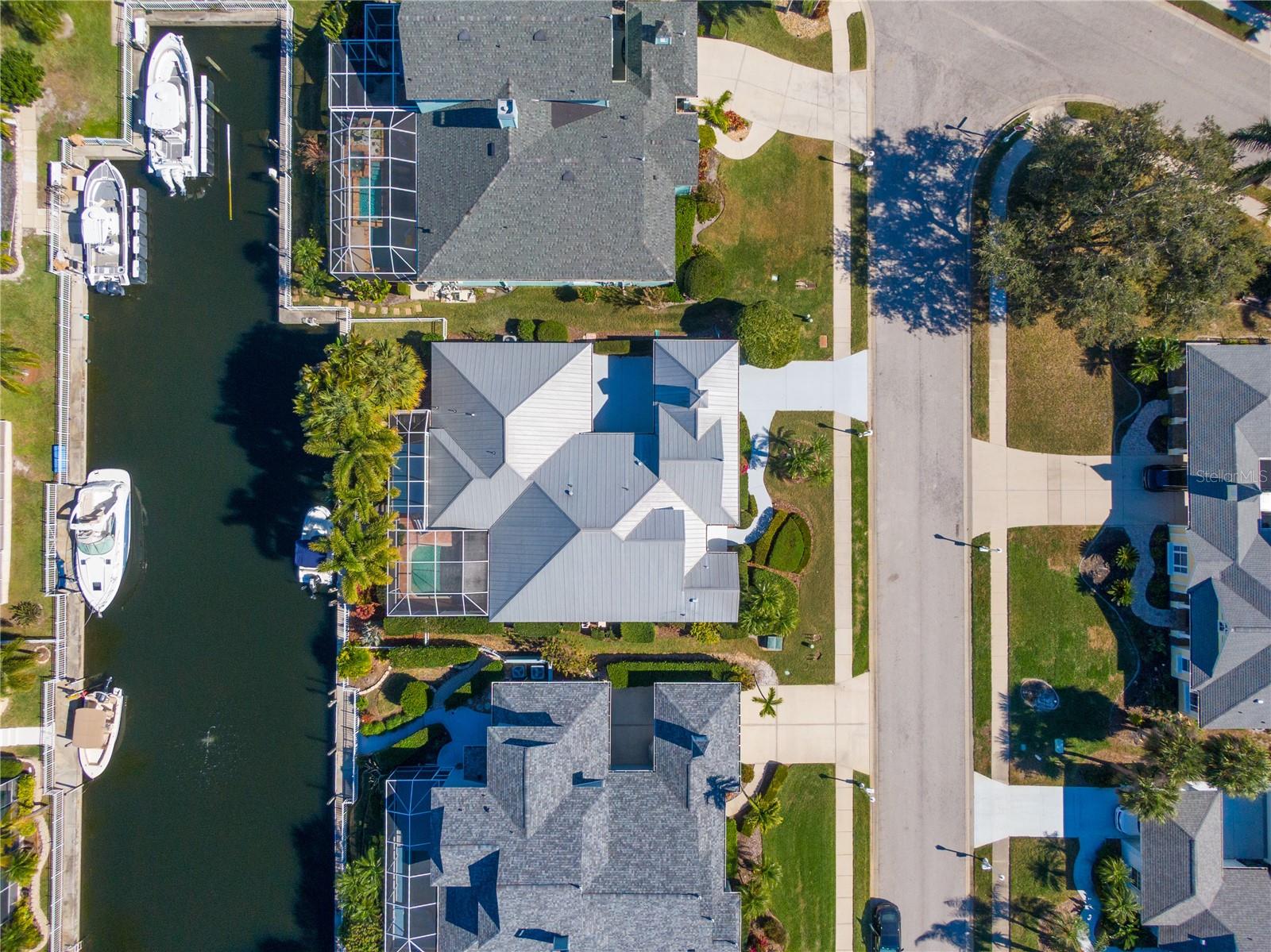 Image 10 of 52 For 4743 Spinnaker Drive