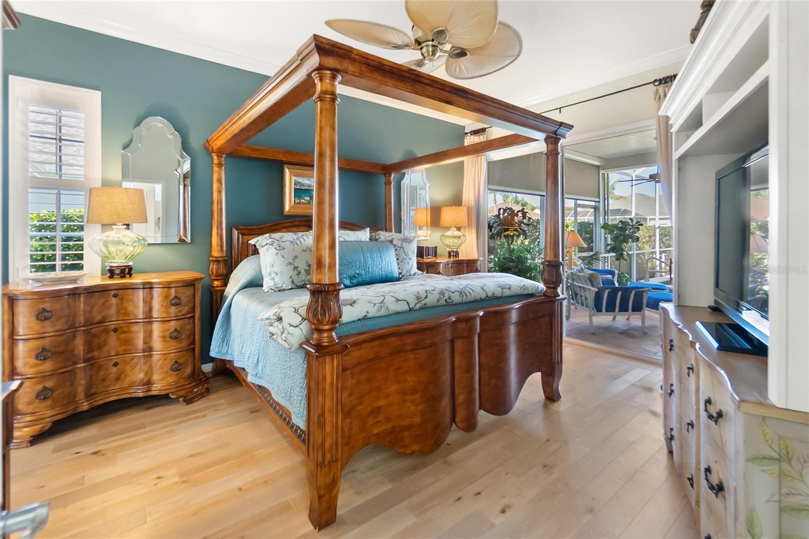 Image 20 of 52 For 4743 Spinnaker Drive