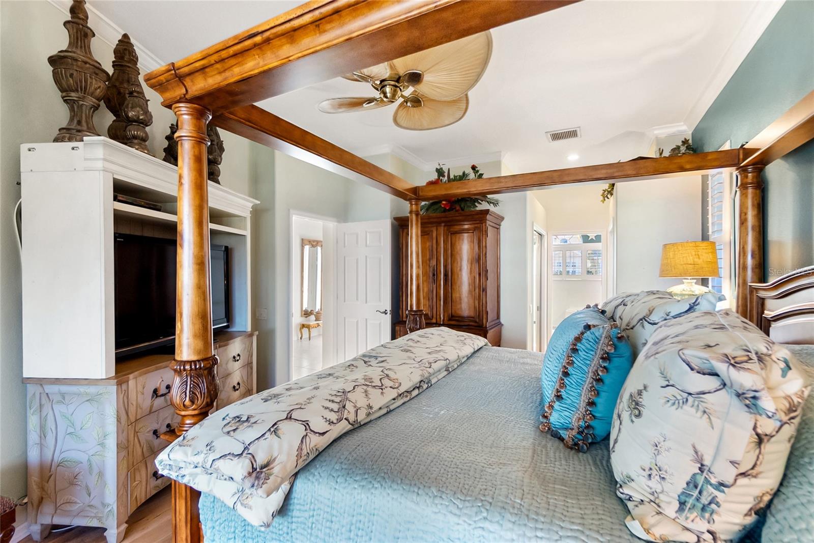 Image 21 of 52 For 4743 Spinnaker Drive