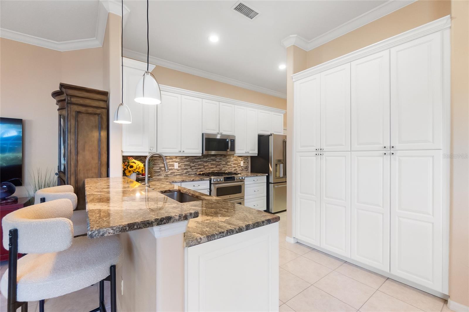 Image 30 of 52 For 4743 Spinnaker Drive