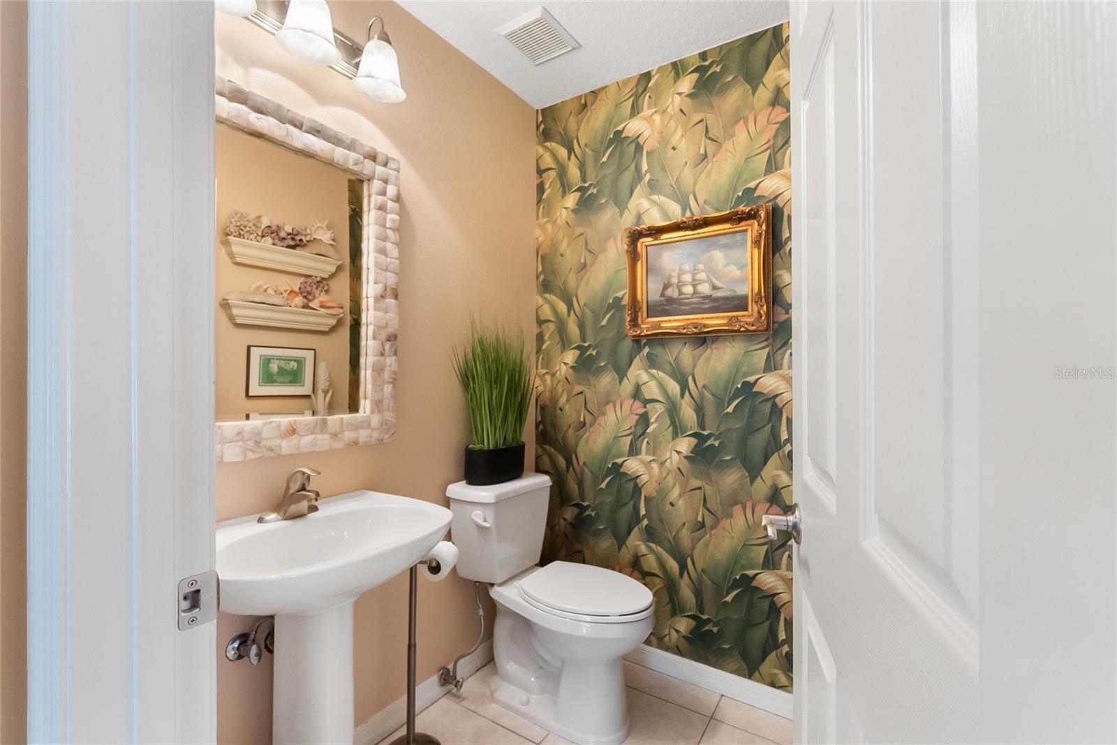 Image 34 of 52 For 4743 Spinnaker Drive