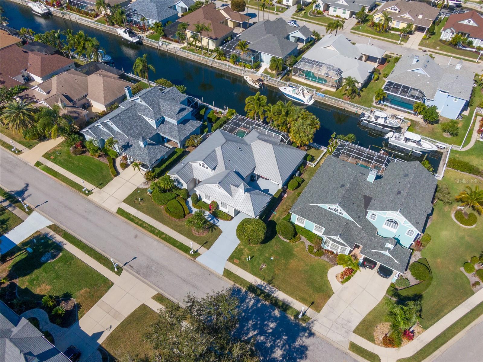 Image 6 of 52 For 4743 Spinnaker Drive