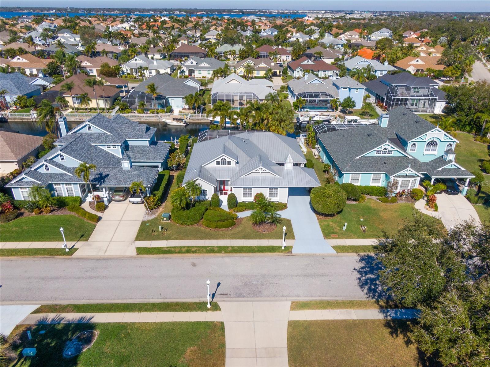 Image 8 of 52 For 4743 Spinnaker Drive