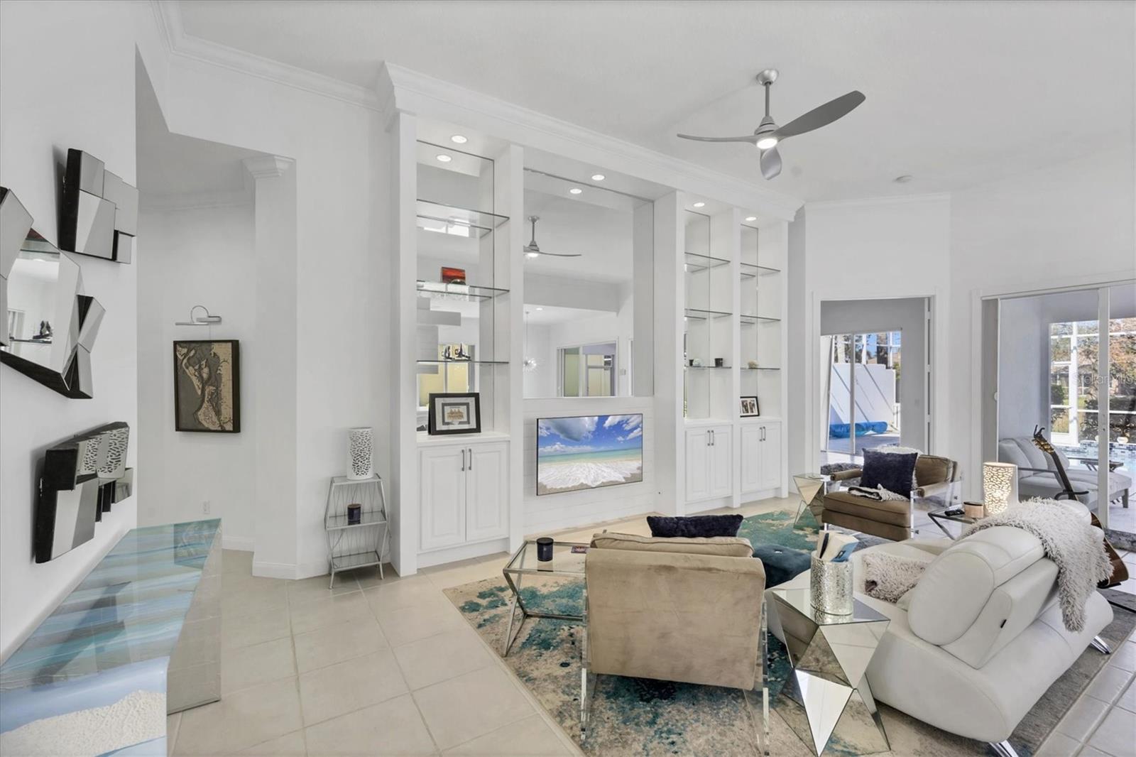 Image 10 of 90 For 5573 Lucia Place