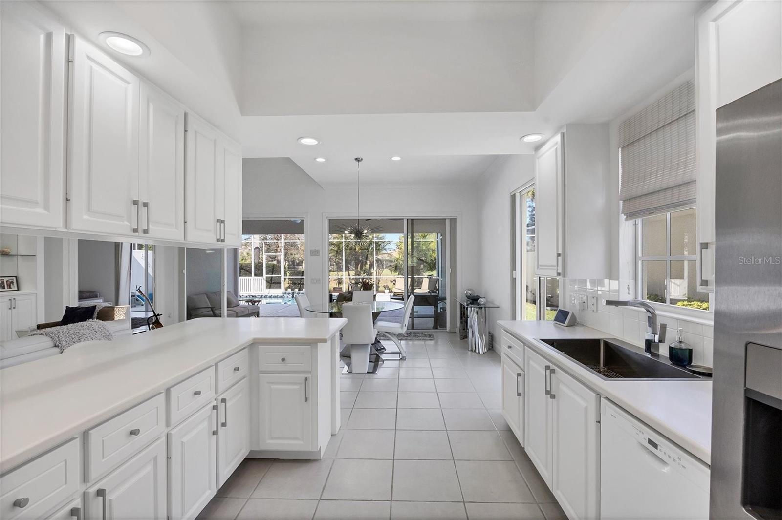 Image 21 of 90 For 5573 Lucia Place