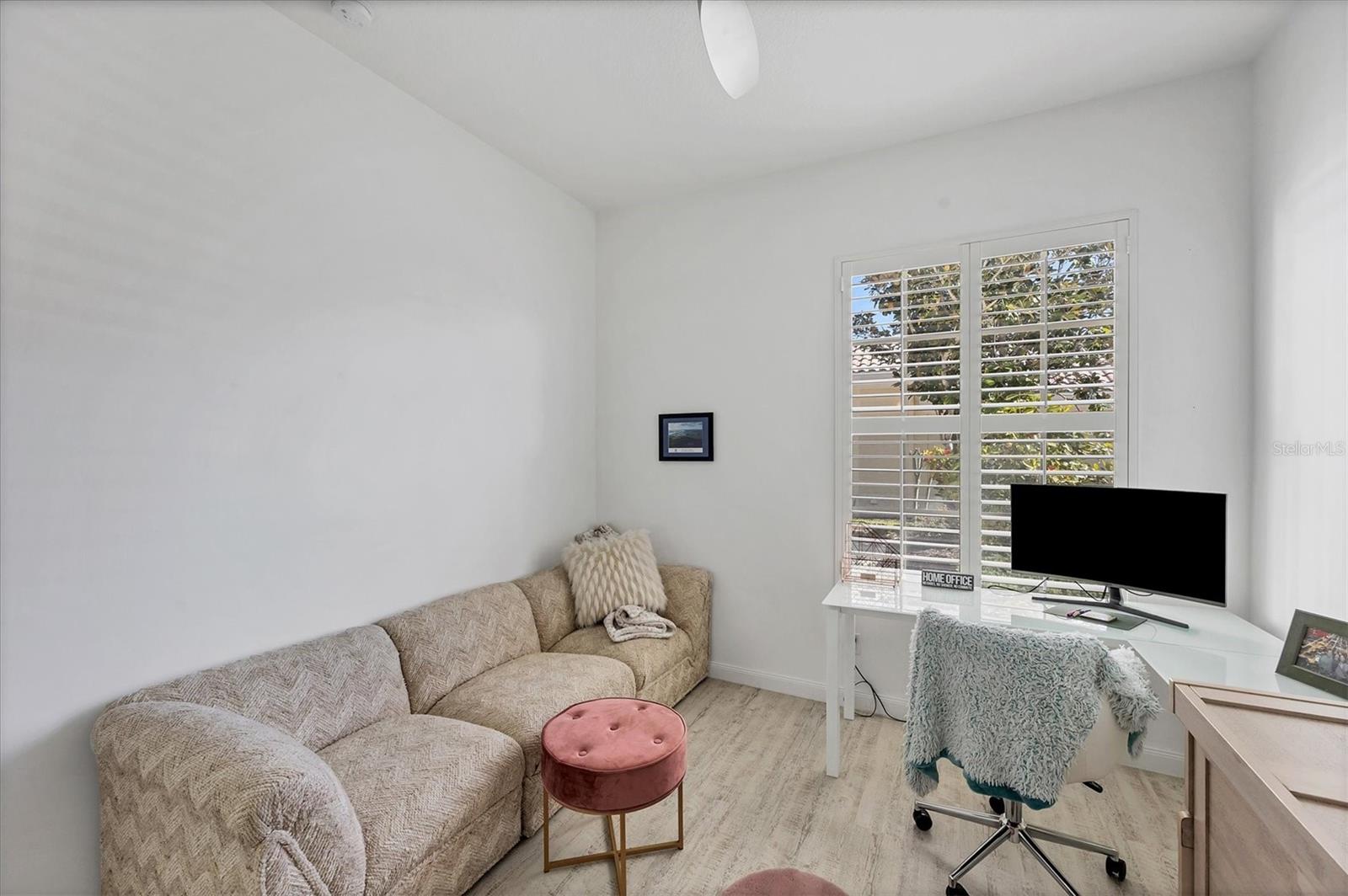 Image 23 of 90 For 5573 Lucia Place