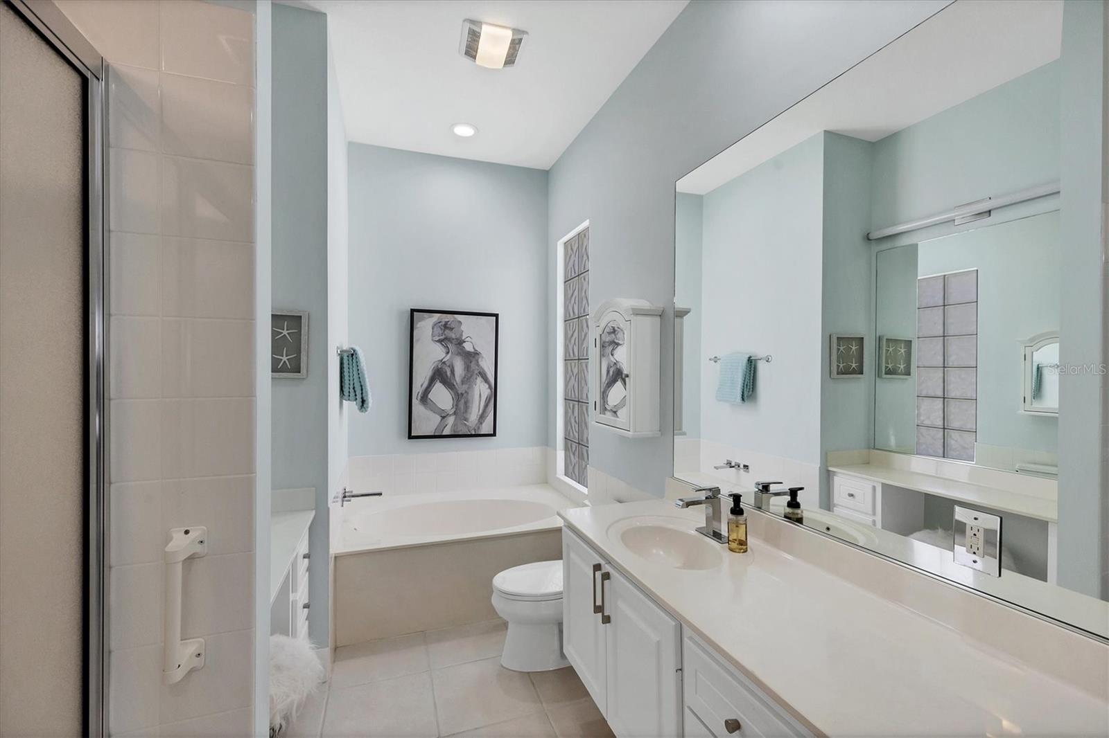 Image 29 of 90 For 5573 Lucia Place