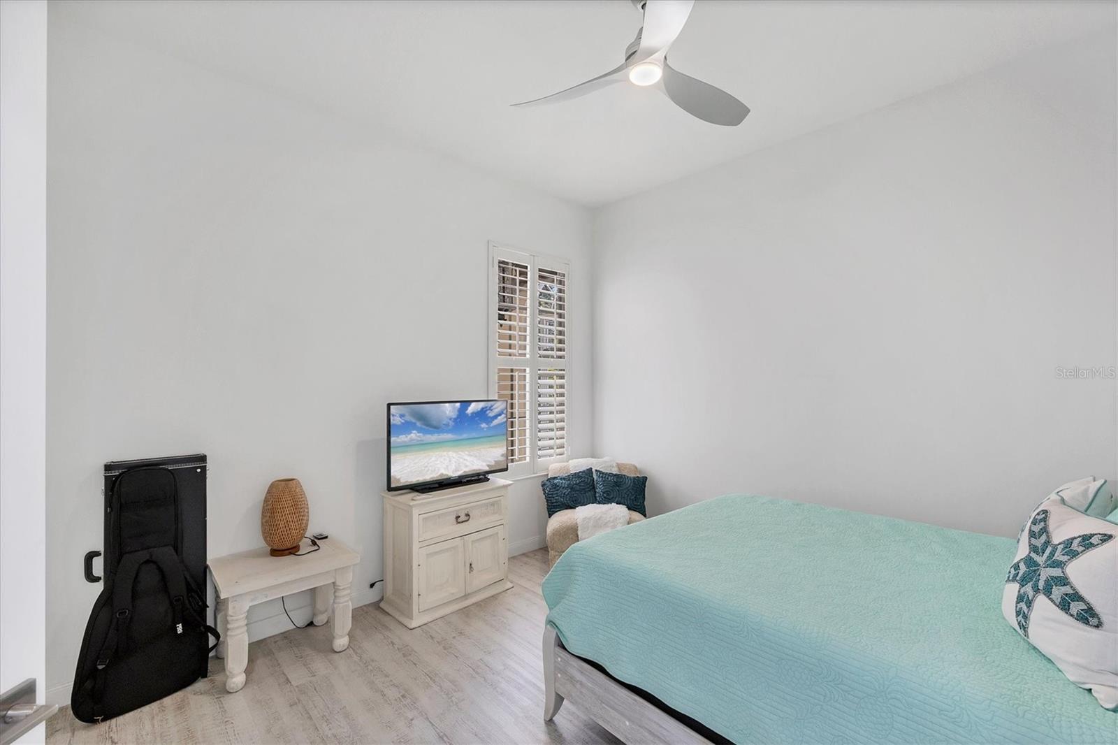 Image 31 of 90 For 5573 Lucia Place