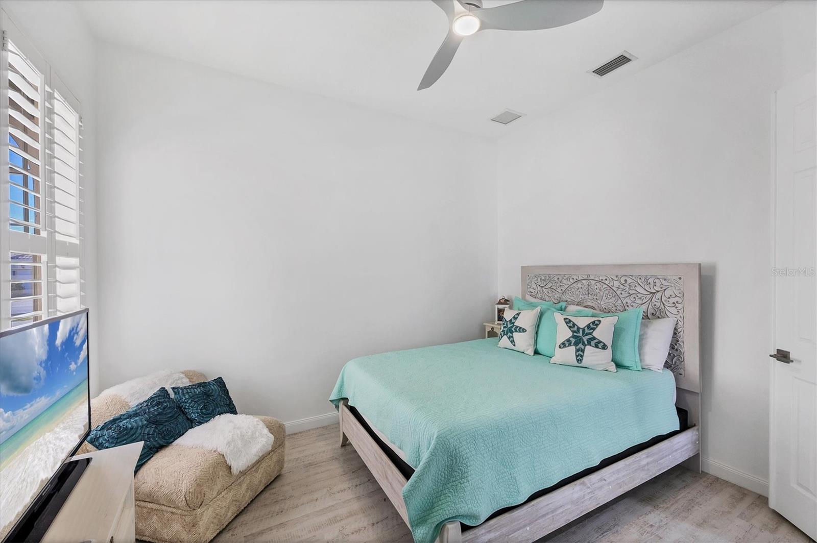 Image 32 of 90 For 5573 Lucia Place