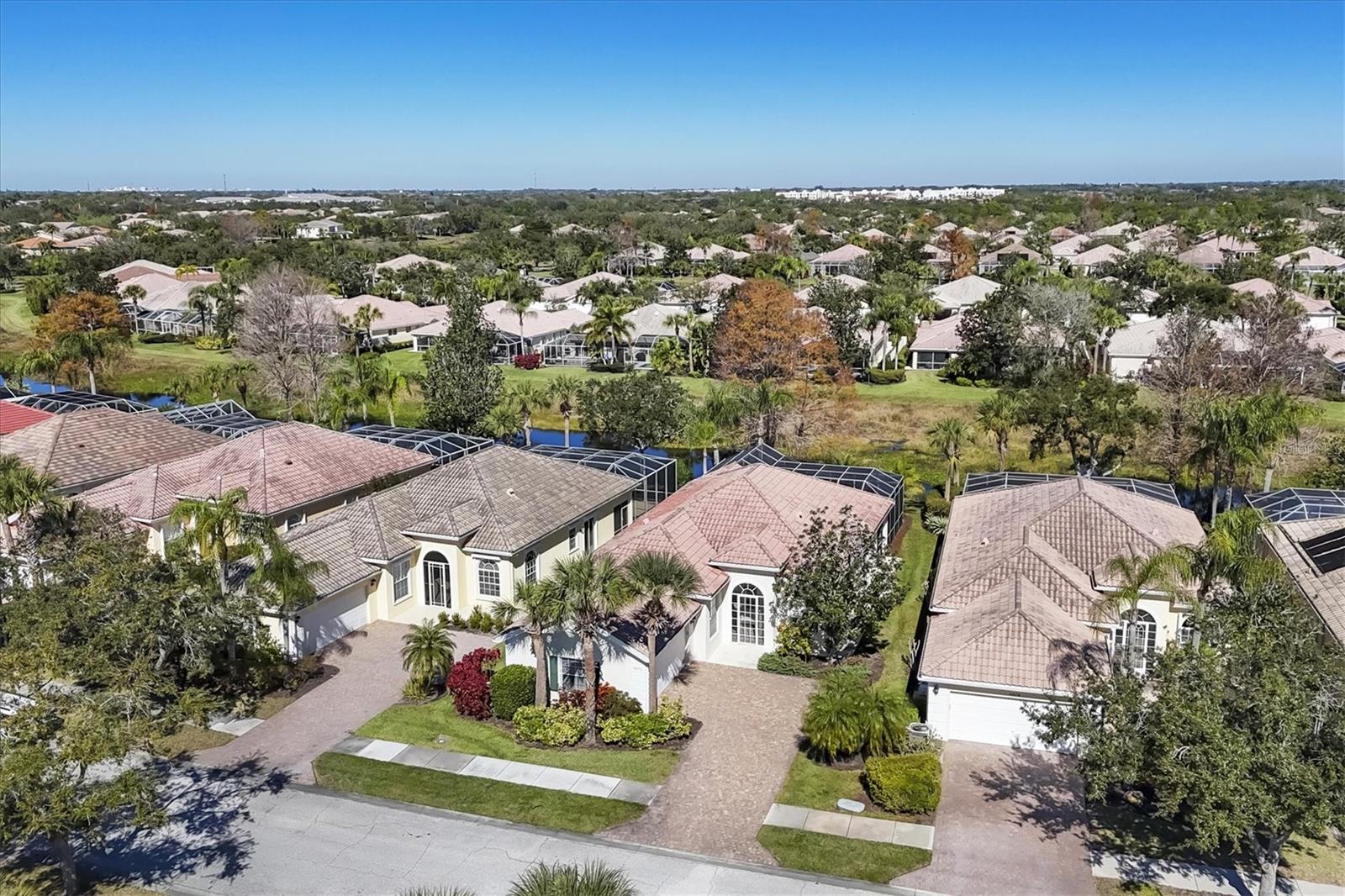 Image 4 of 90 For 5573 Lucia Place