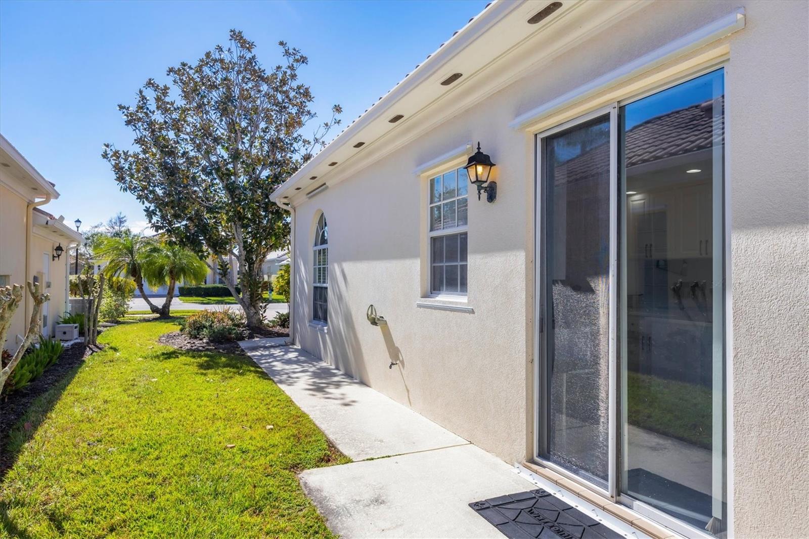 Image 47 of 90 For 5573 Lucia Place