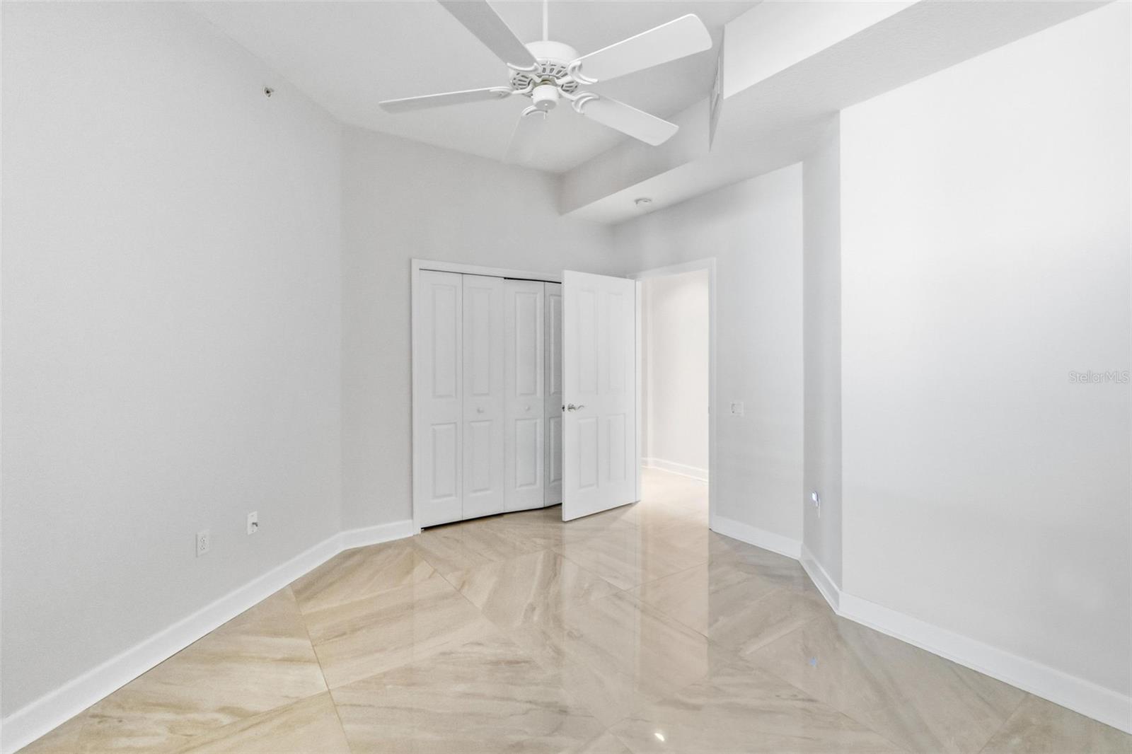 Image 7 of 49 For 5264 Bouchard Circle 102