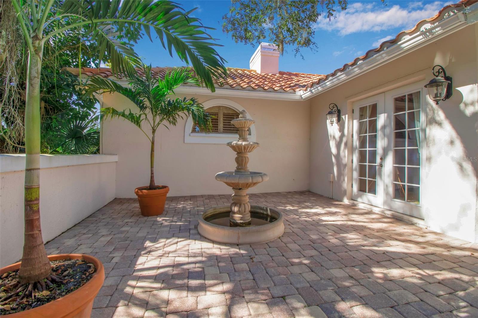 Image 15 of 51 For 401 Walls Way