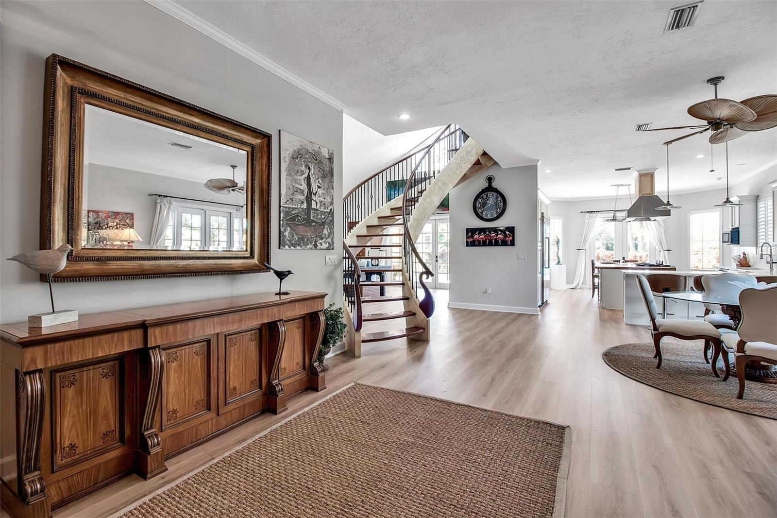 Image 4 of 51 For 401 Walls Way