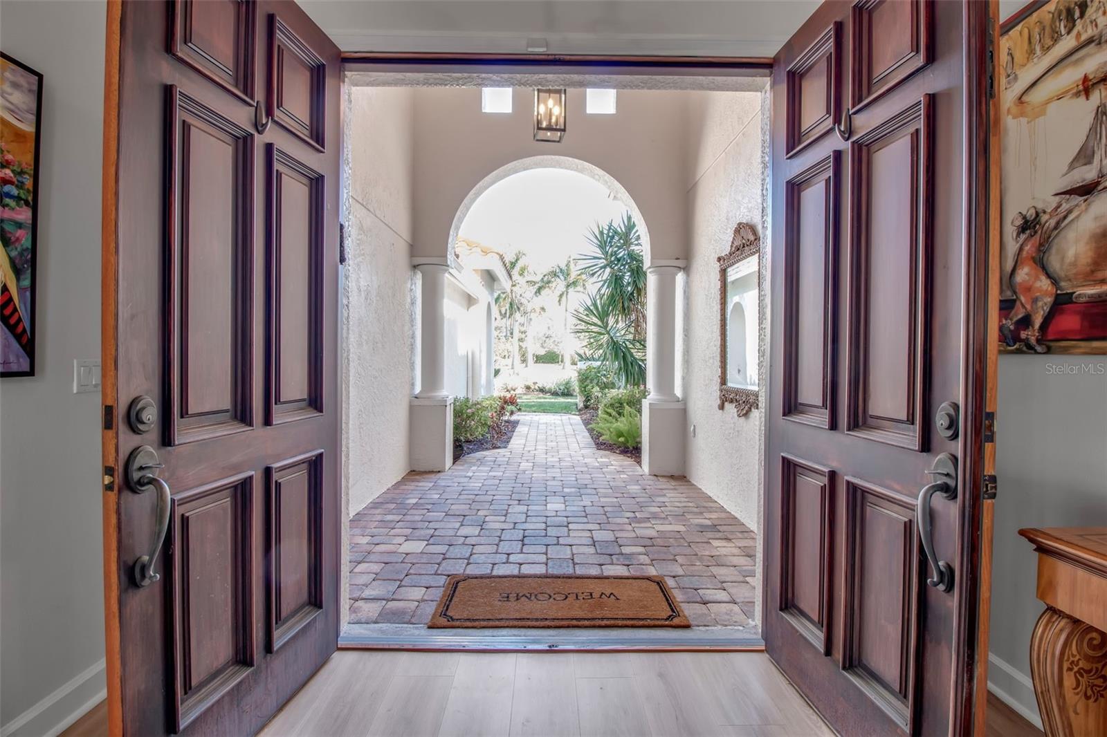 Image 5 of 51 For 401 Walls Way