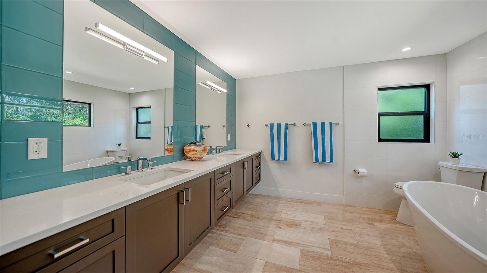 Image 28 of 62 For 4612 Pine Harrier Drive