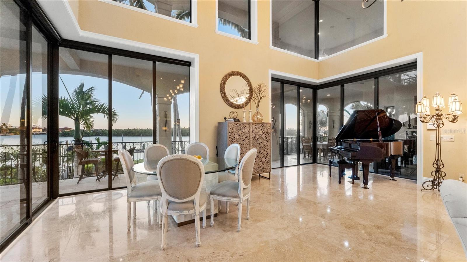 Image 17 of 93 For 419 Bayview Parkway