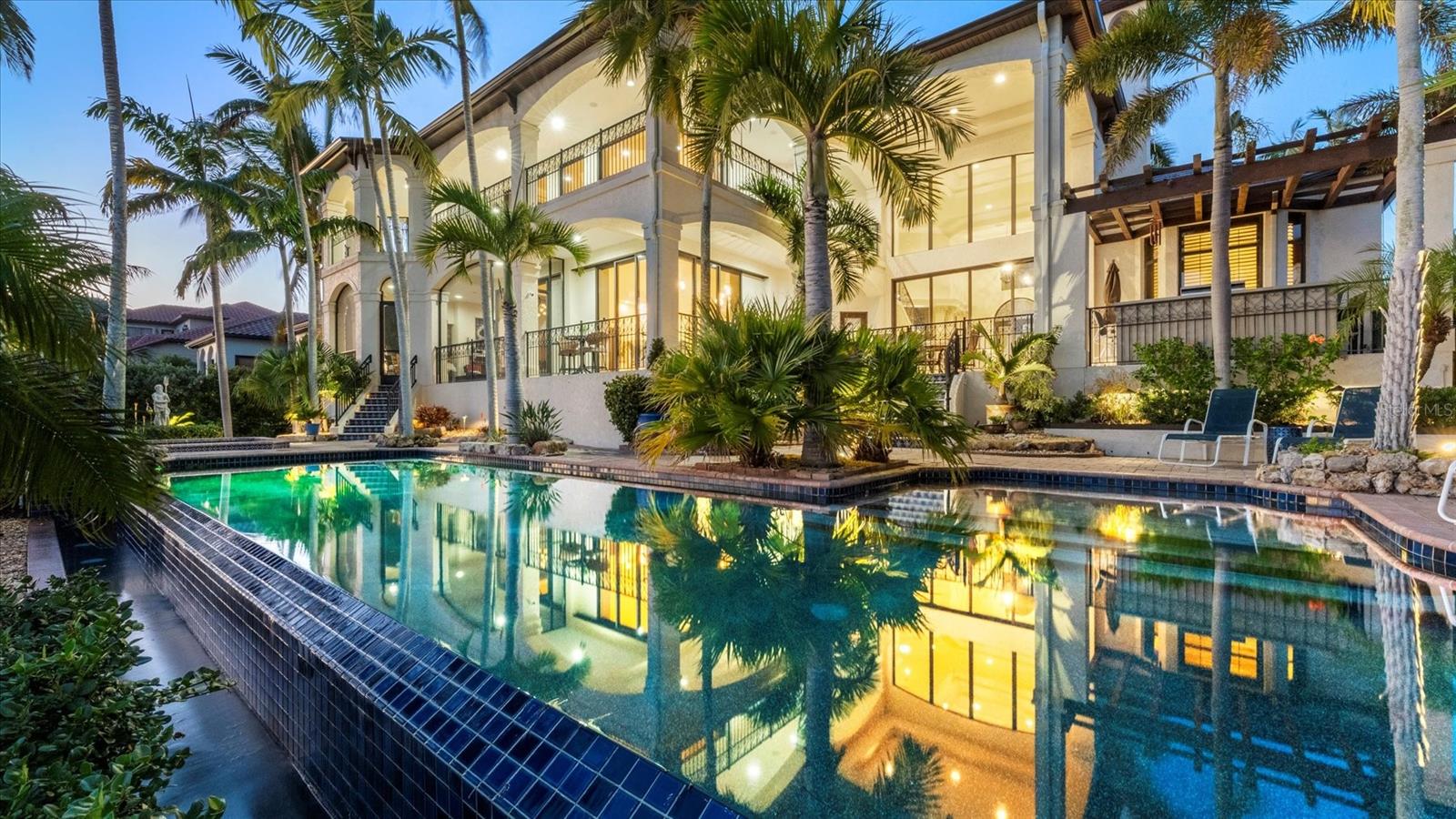 Image 2 of 93 For 419 Bayview Parkway