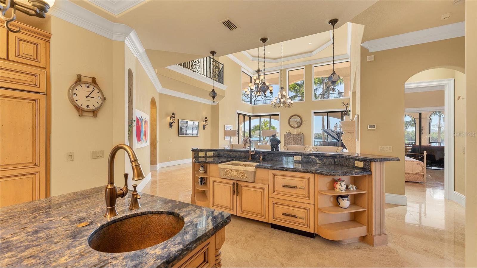 Image 25 of 93 For 419 Bayview Parkway