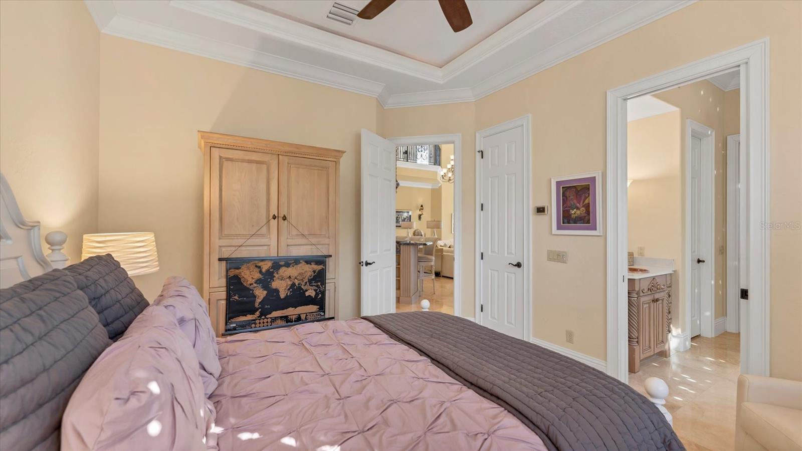 Image 33 of 93 For 419 Bayview Parkway