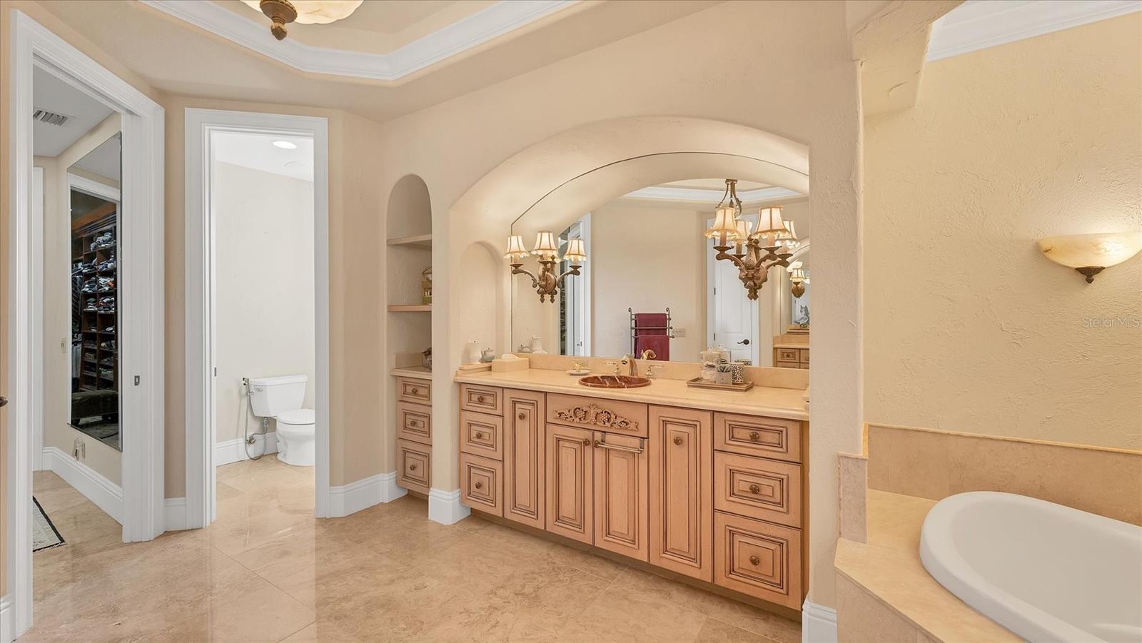 Image 47 of 93 For 419 Bayview Parkway