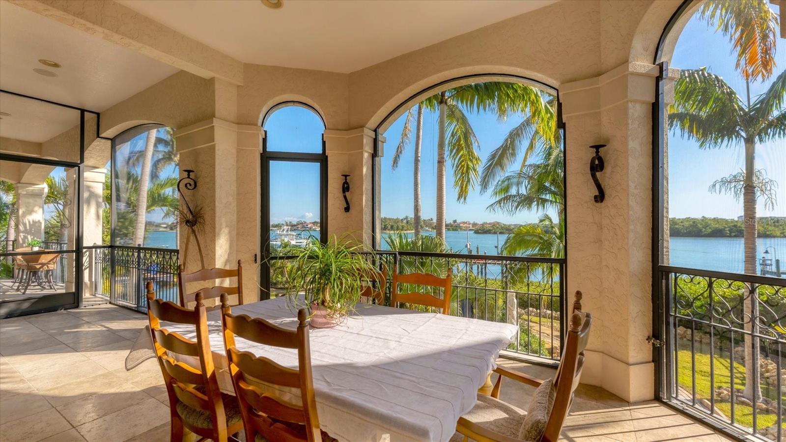 Image 58 of 93 For 419 Bayview Parkway