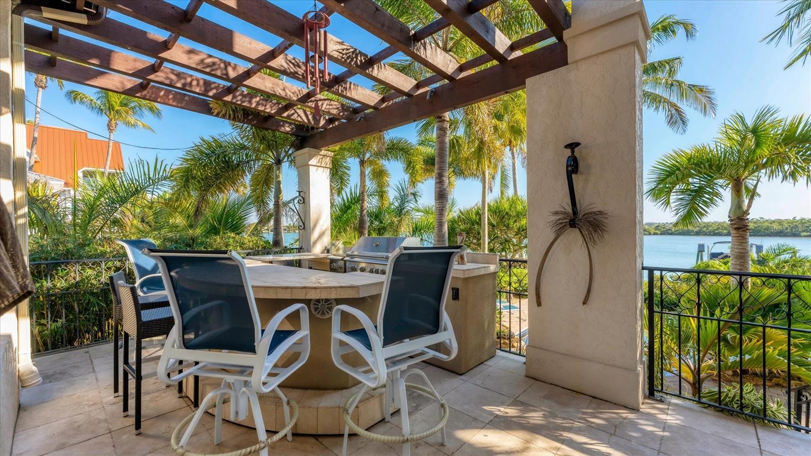 Image 62 of 93 For 419 Bayview Parkway