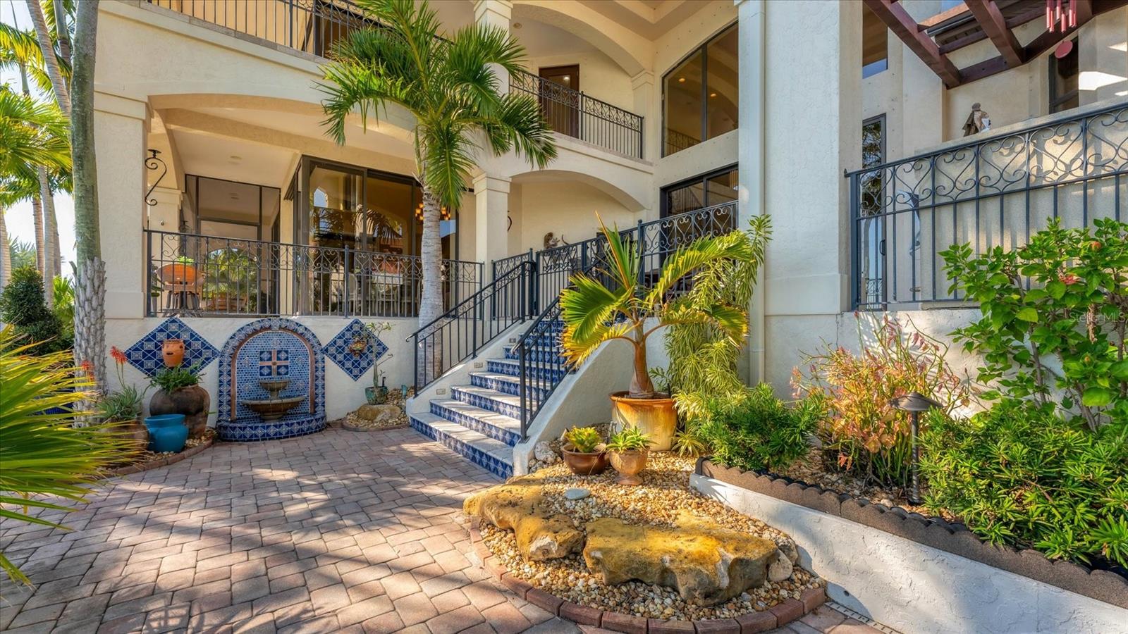 Image 65 of 93 For 419 Bayview Parkway