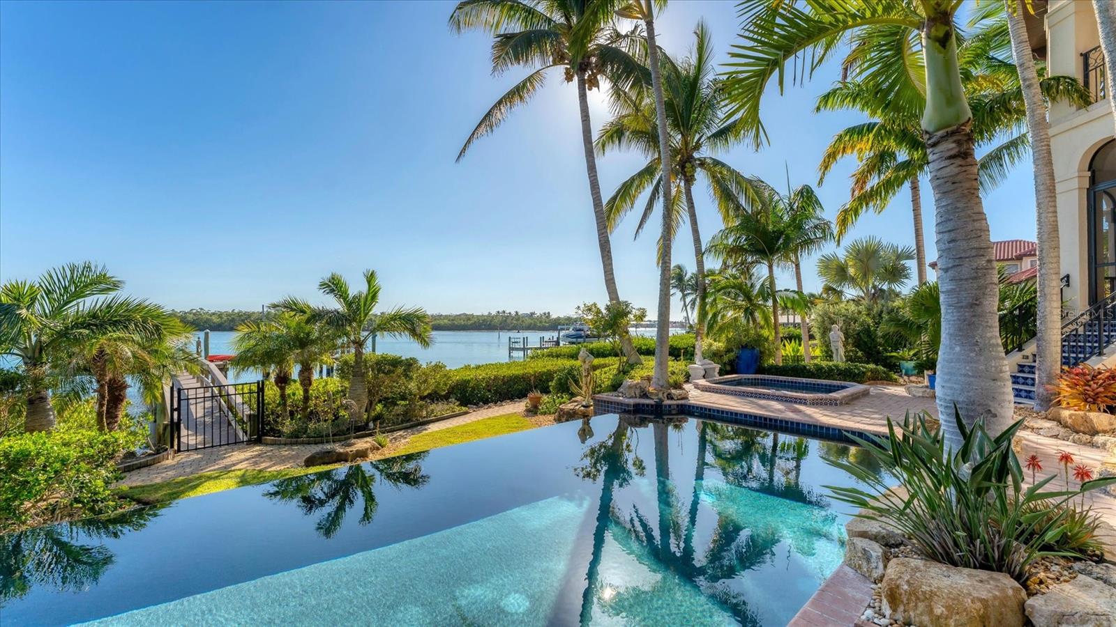 Image 66 of 93 For 419 Bayview Parkway