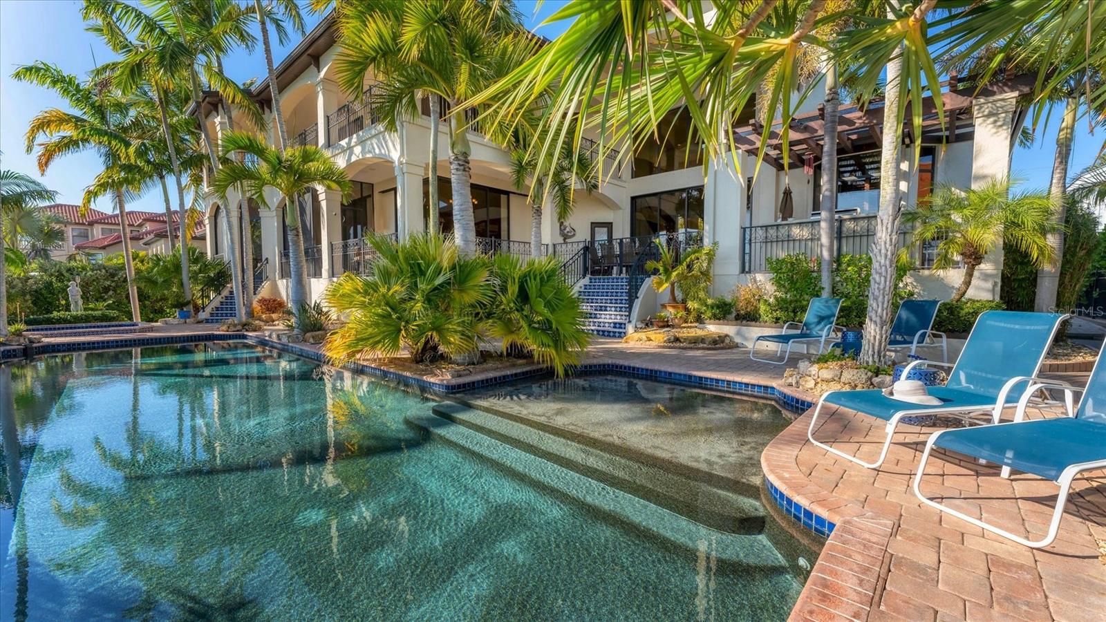 Image 72 of 93 For 419 Bayview Parkway