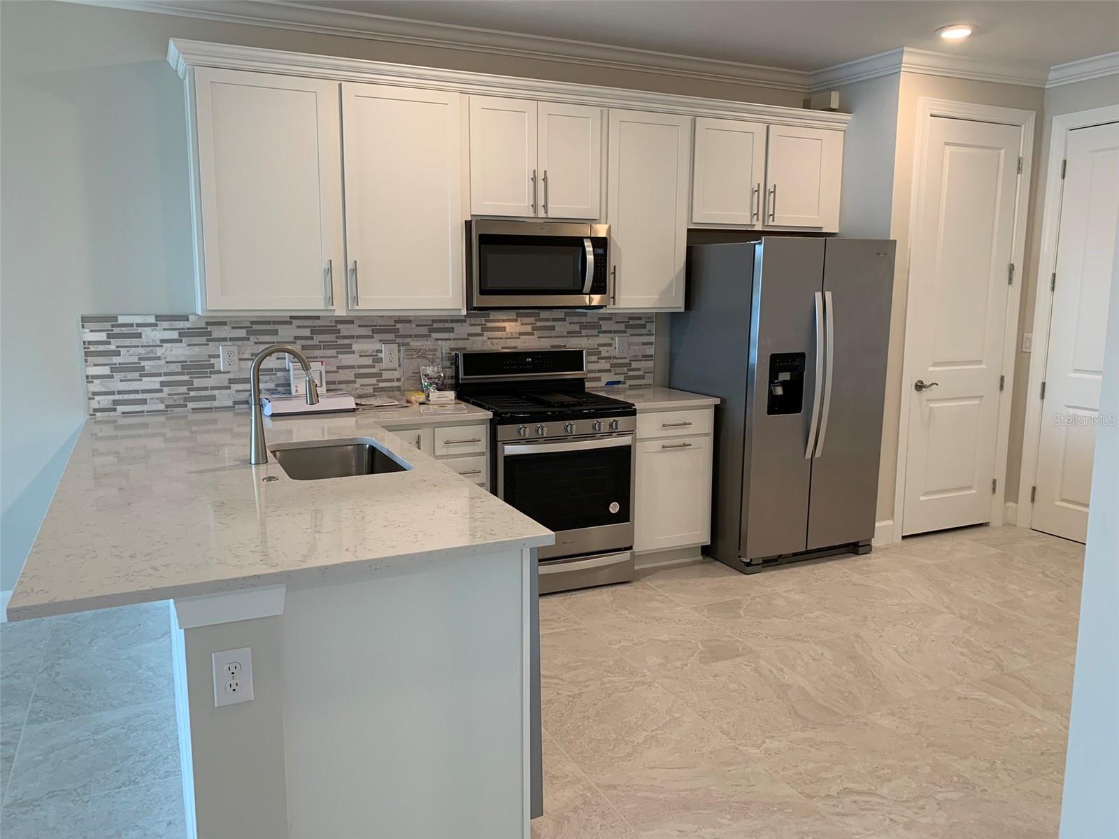 Image 8 of 44 For 9881 Bright Water Drive