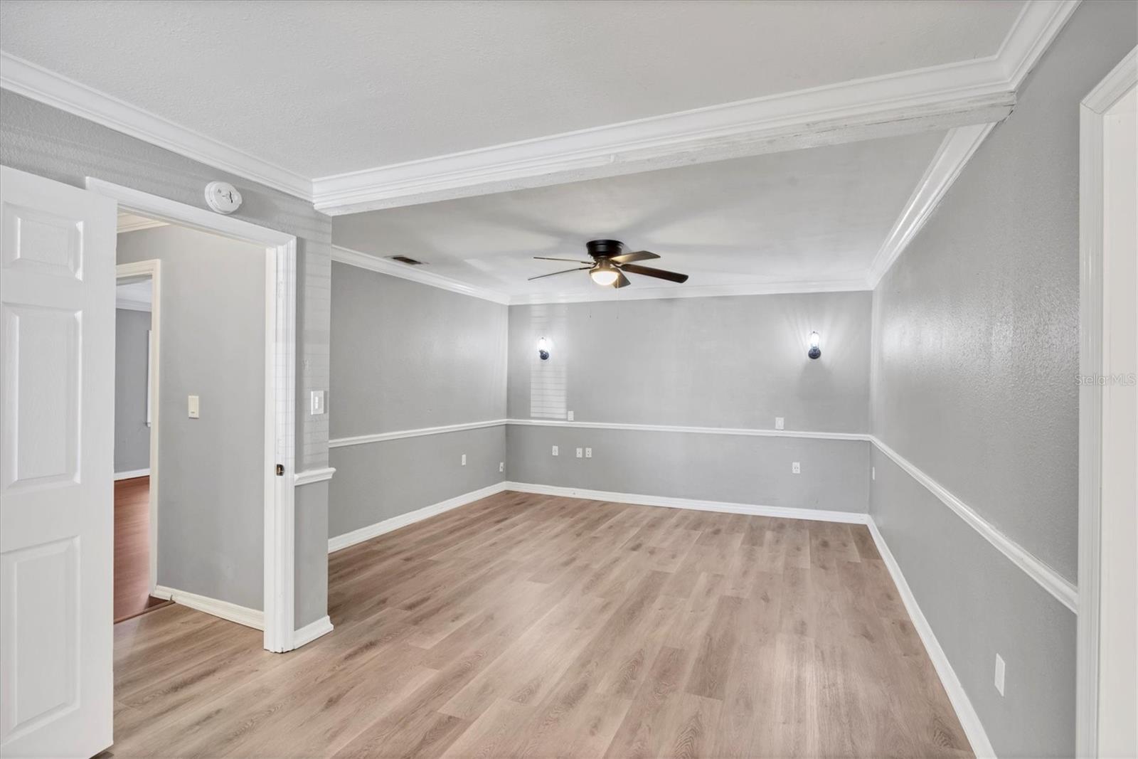 Image 21 of 41 For 1017 Gary Avenue