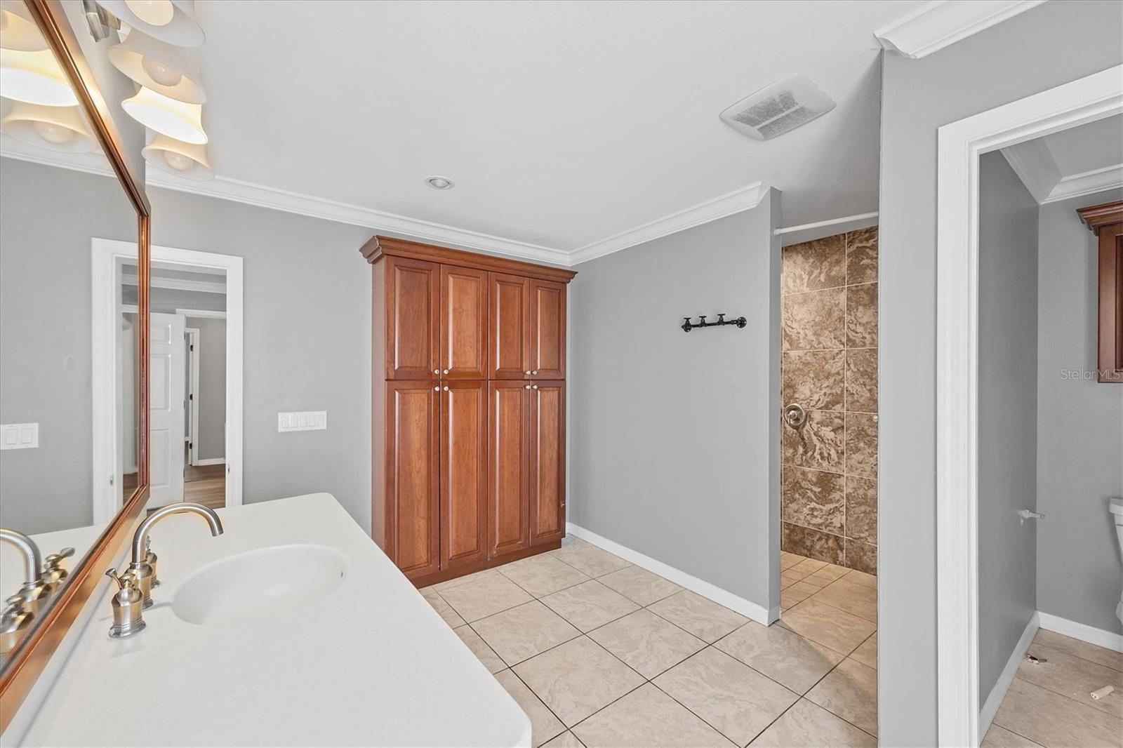 Image 28 of 41 For 1017 Gary Avenue