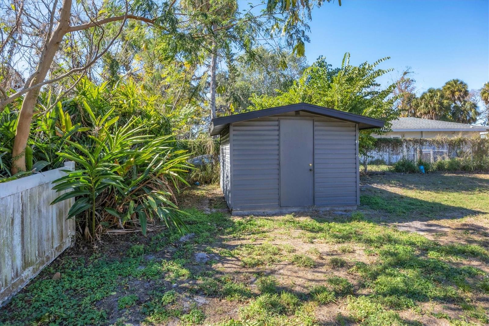 Image 36 of 41 For 1017 Gary Avenue