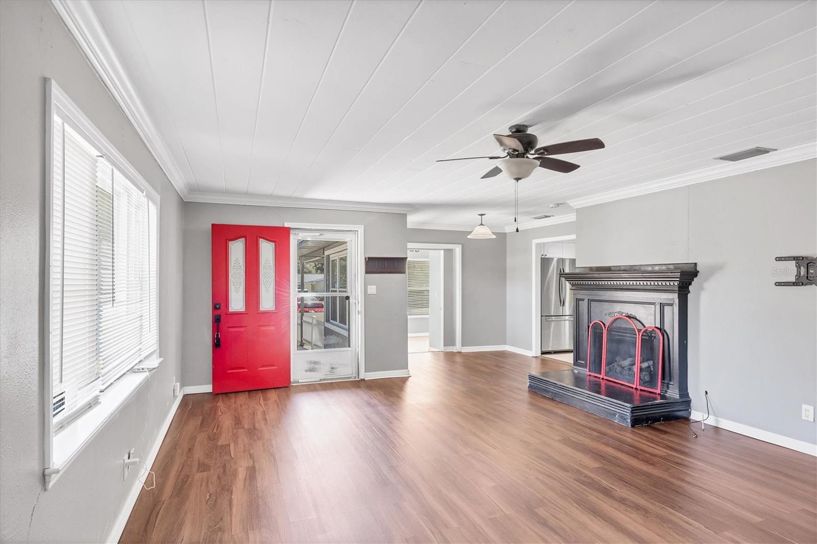 Image 8 of 41 For 1017 Gary Avenue