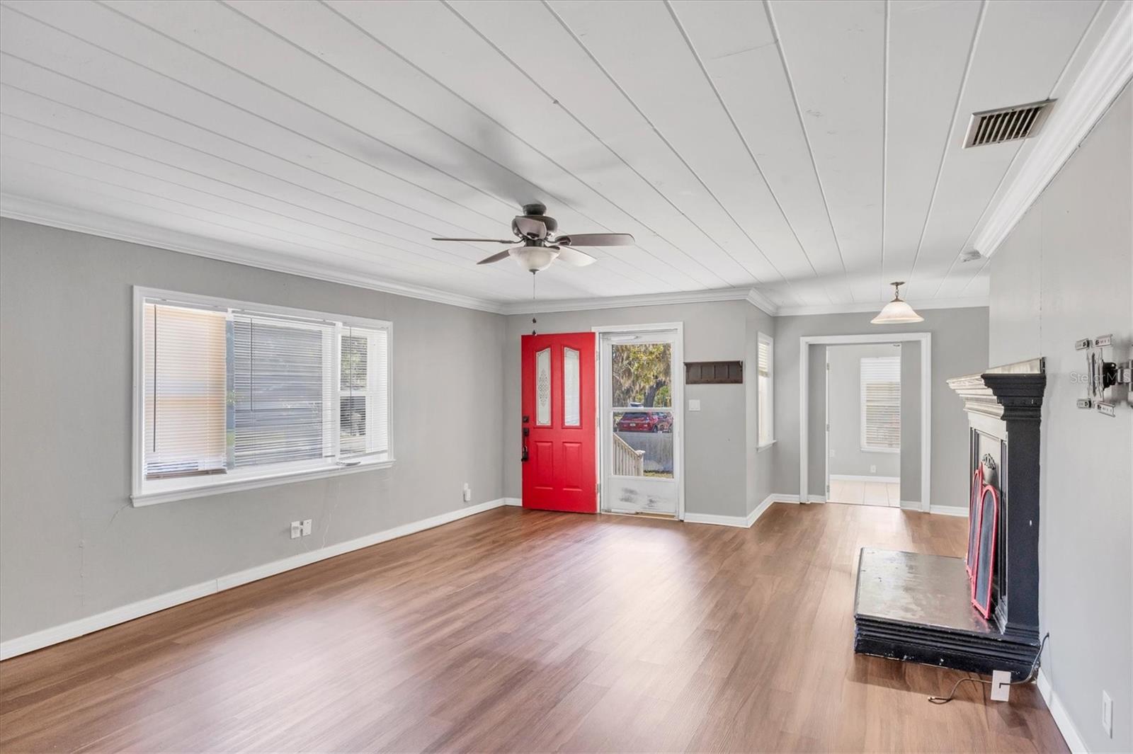 Image 9 of 41 For 1017 Gary Avenue