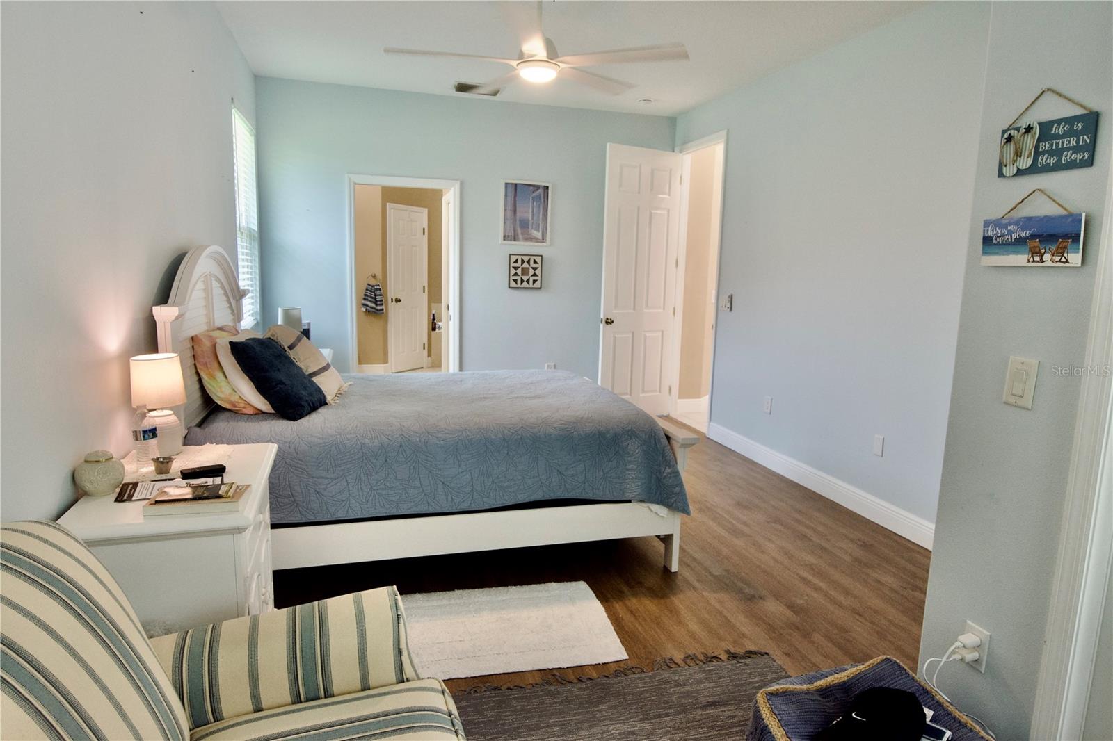 Image 23 of 38 For 472 Park Trace Boulevard