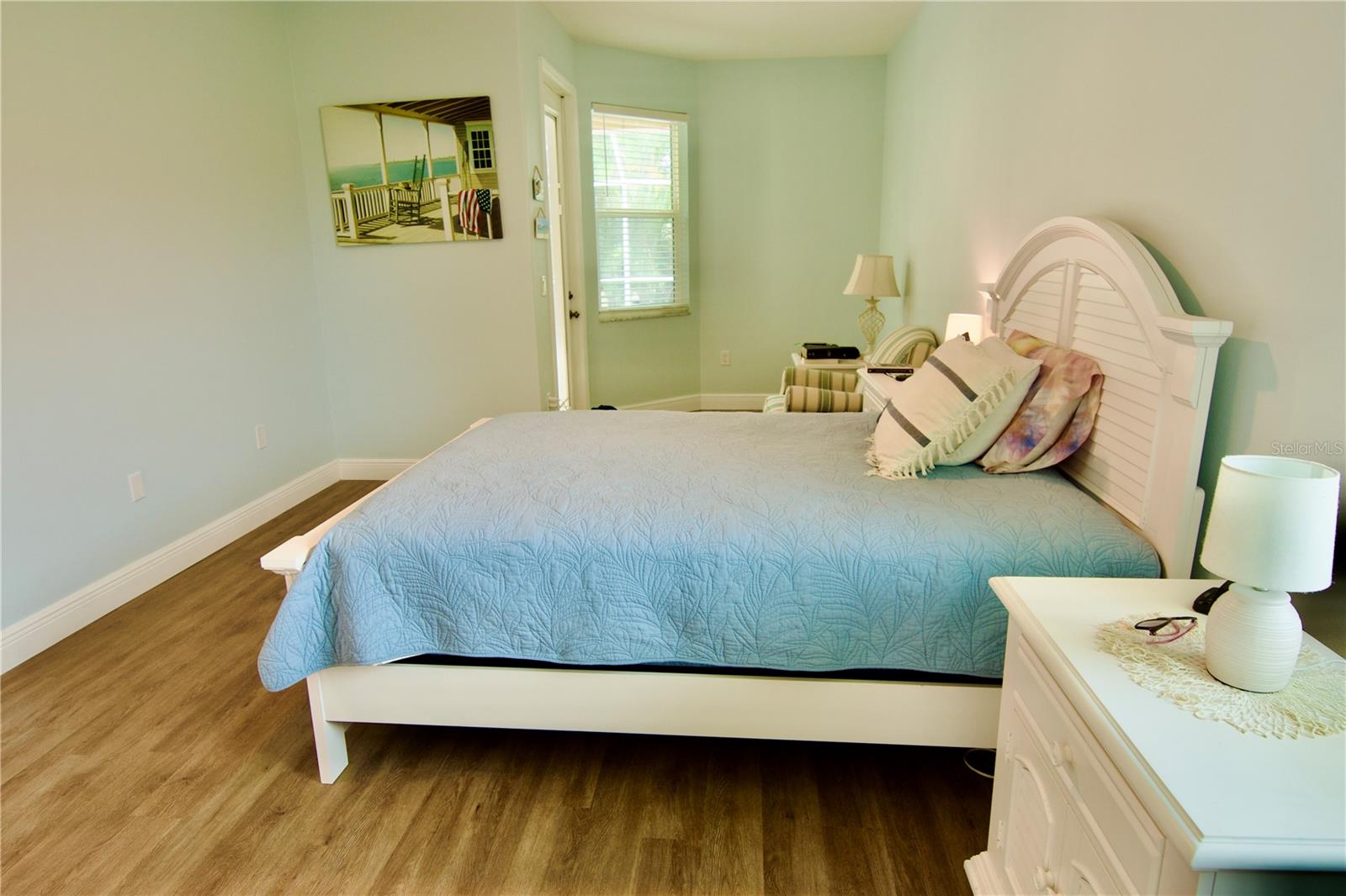 Image 24 of 38 For 472 Park Trace Boulevard