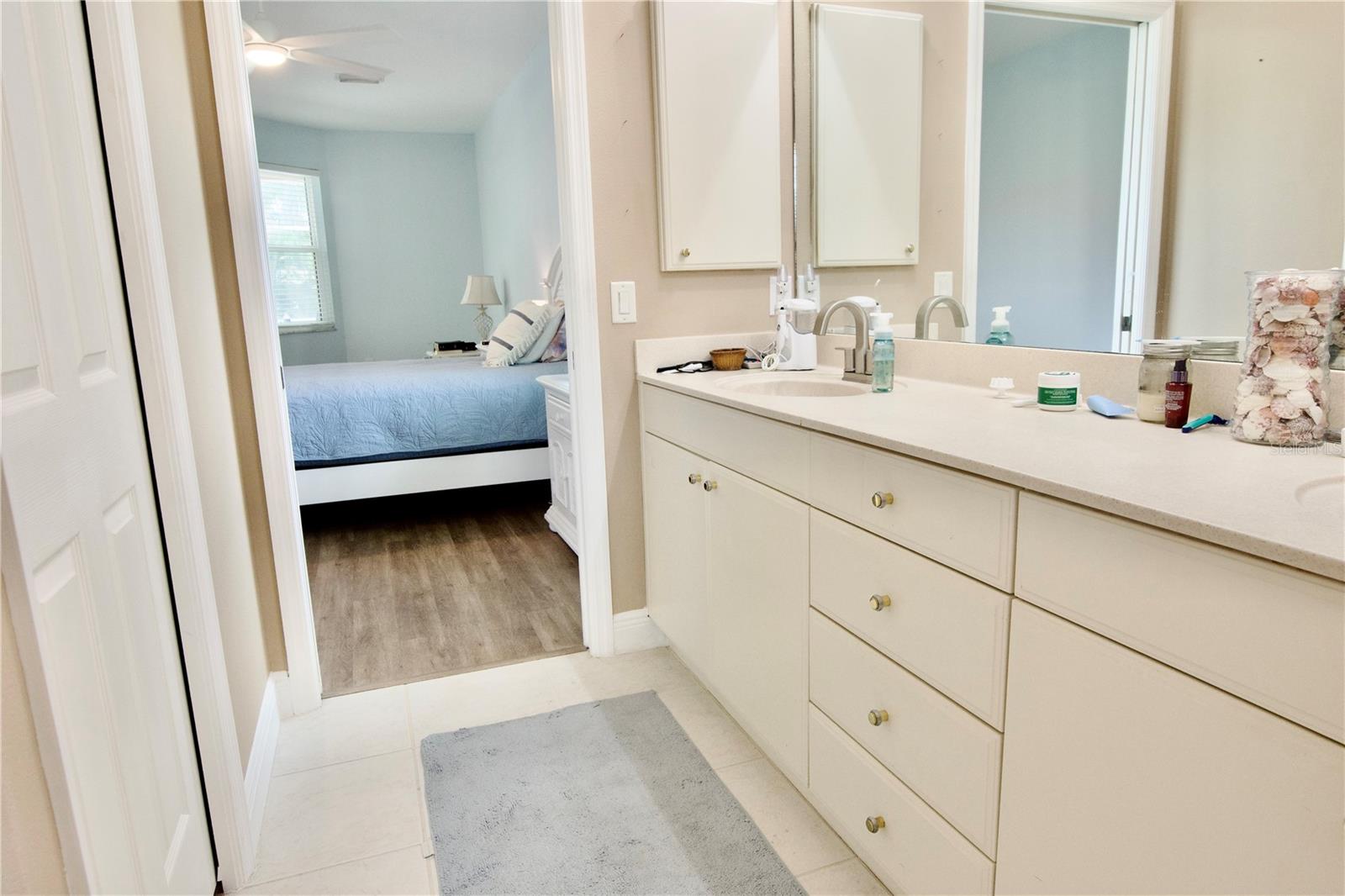 Image 26 of 38 For 472 Park Trace Boulevard